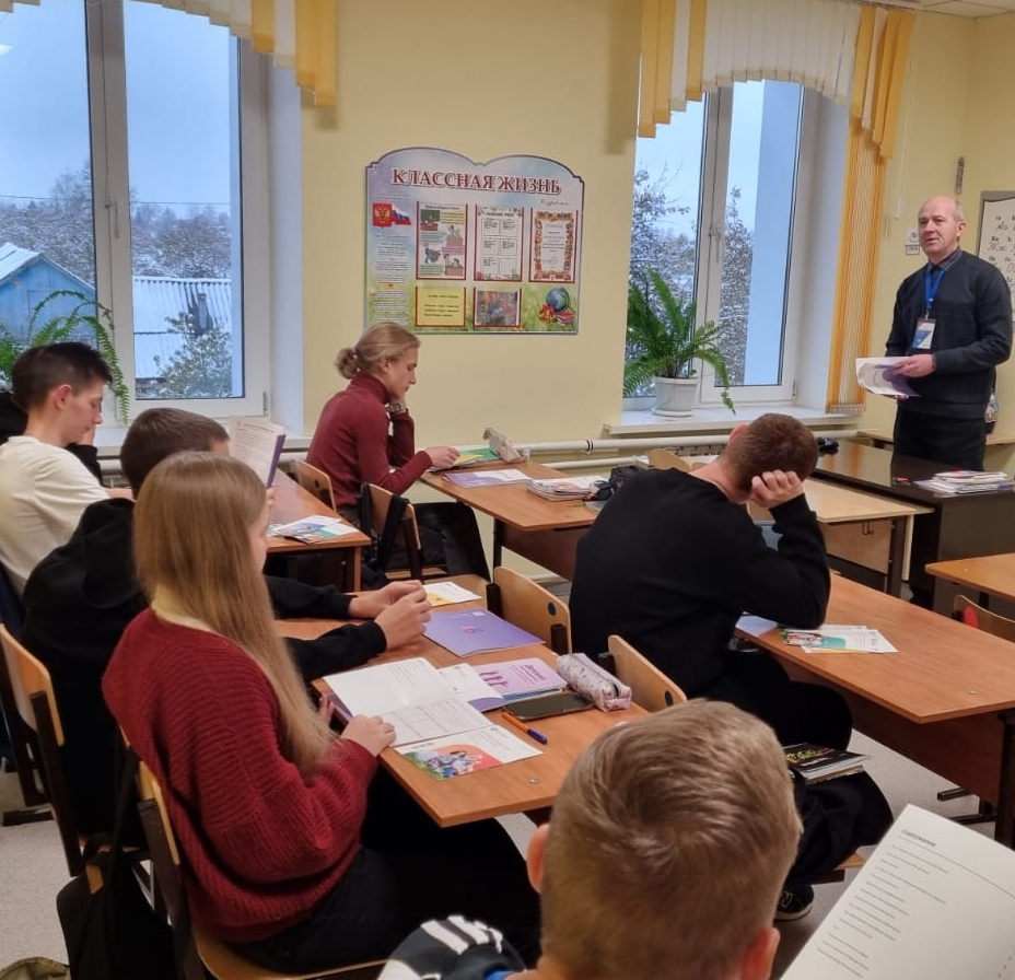 Всё о будущей пенсии: в Курской области стартовала кампания по повышению пенсионной и финансовой грамотности студентов и школьников.