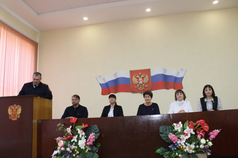 21 марта 2024 года в здании Администрации Поныровского района состоялось очередное заседание антинаркотической комиссии Поныровского района. 21 марта 2024 года в здании Администрации Поныровского района состоялось очередное заседание антинаркотической комиссии Поныровского района.