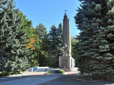 Памятник «ГЕРОЯМ - САПЕРАМ».